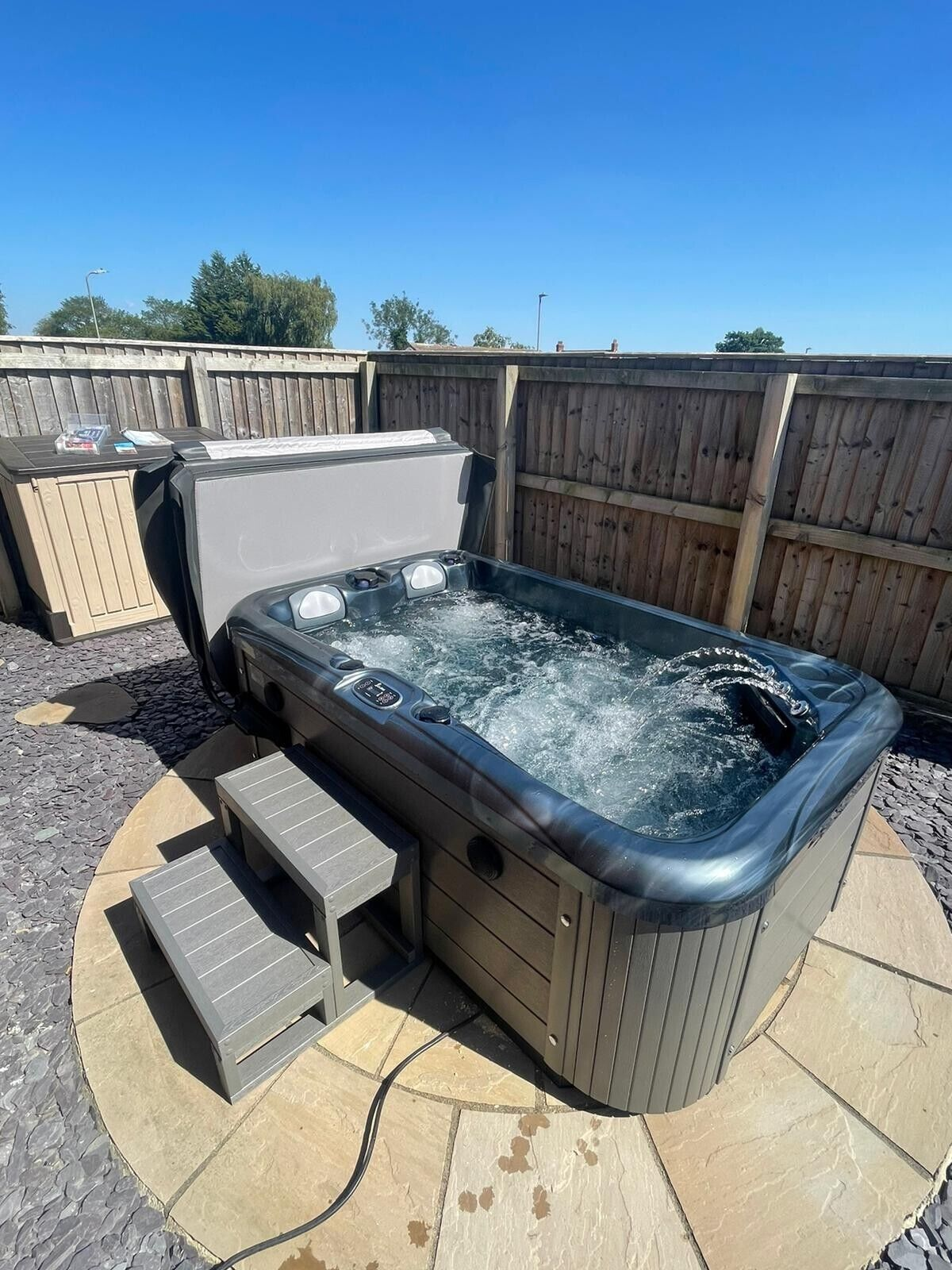 DUAL LOUNGER+ 3 SEAT LUXURY HOT TUB 13AMP 32amp SPA