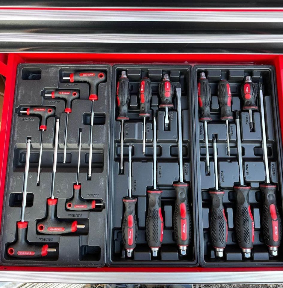 BRAND NEW GERMAN TOOL BOX WITH TOOLS