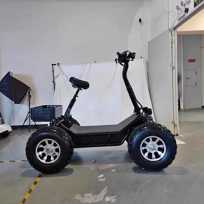 E7-5 4WD 60v50a 4-wheel golf cart (solid black)